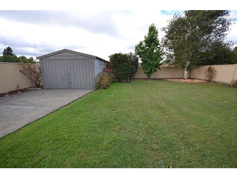 25 Kowree Crescent, Sebastopol VIC 3356