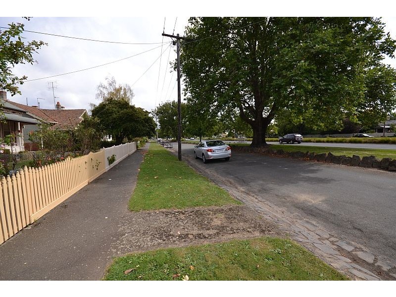 152 Victoria Street, Ballarat VIC 3350