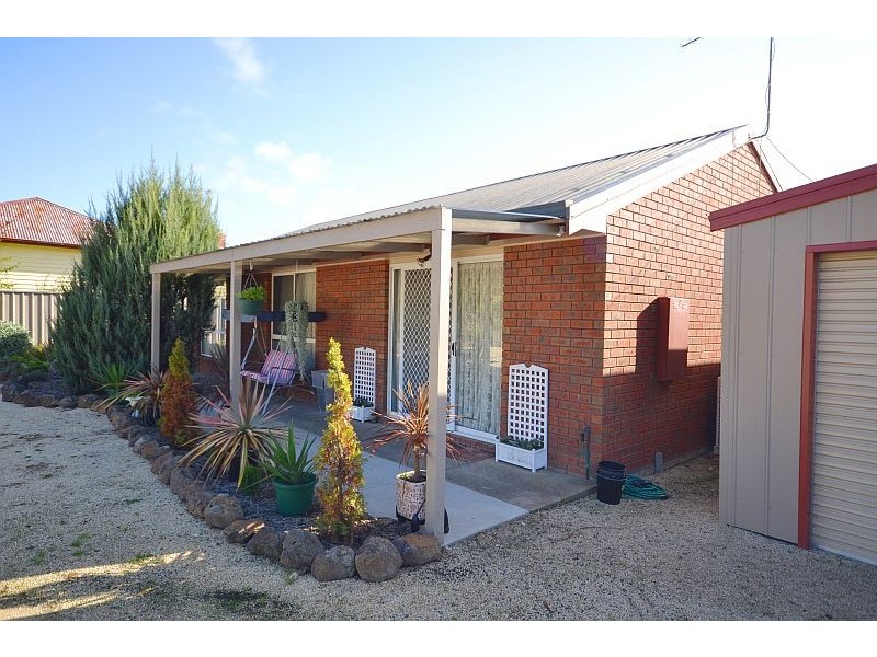 33 High Street, Beaufort VIC 3373