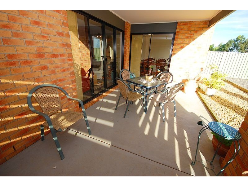 8 Delaney Drive, Miners Rest VIC 3352