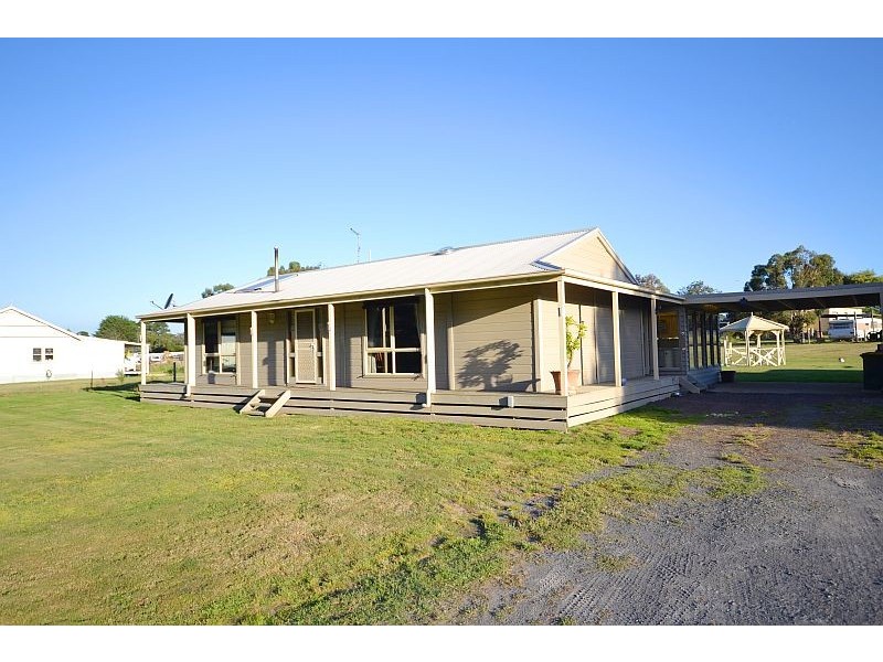 38 Jackson Street, Linton VIC 3360
