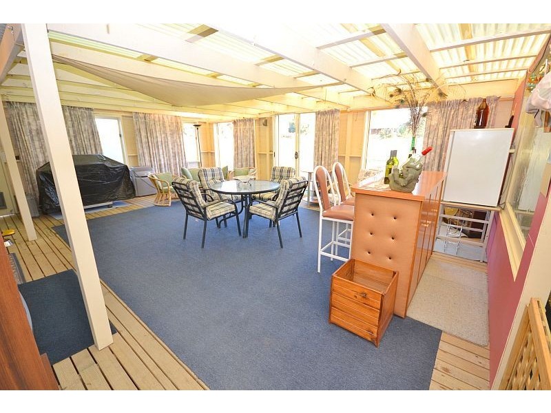 38 Jackson Street, Linton VIC 3360