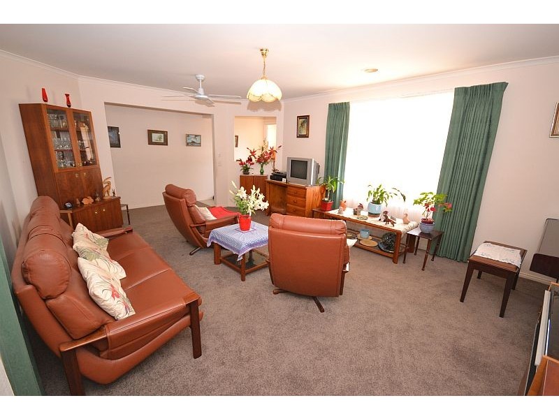 2 Holly Court, Delacombe VIC 3356