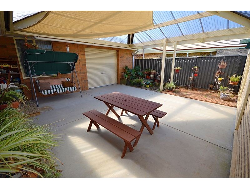 2 Holly Court, Delacombe VIC 3356