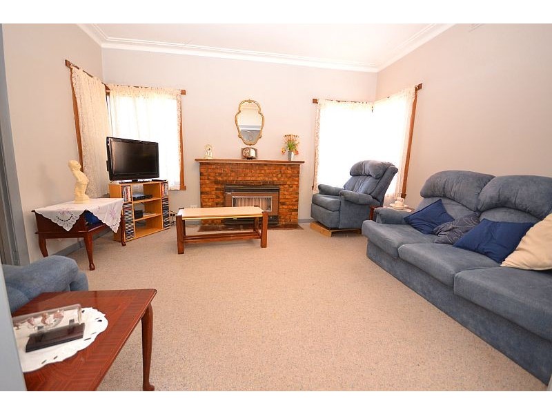 49 Melbourne Road, Brown Hill VIC 3350