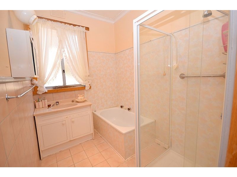 49 Melbourne Road, Brown Hill VIC 3350