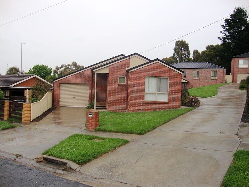 1/320 Joseph Street, Canadian VIC 3350