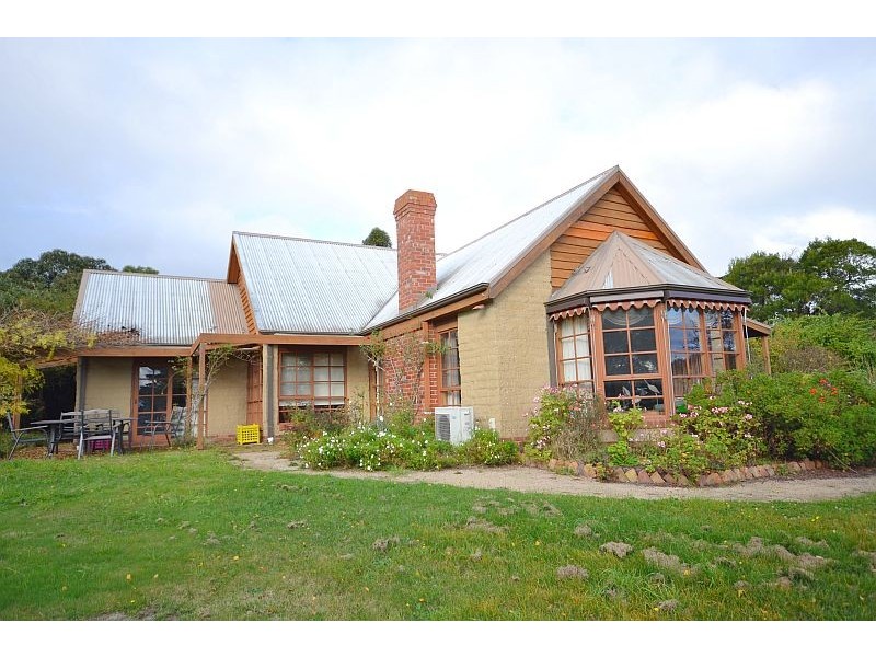 12 Charles Scorer Court, Magpie VIC 3352