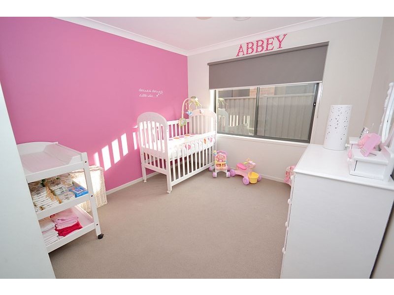 243 Whitelaw Avenue, Delacombe VIC 3356