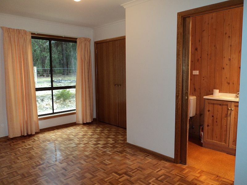 78 Hardies Hill Road, Garibaldi VIC 3352