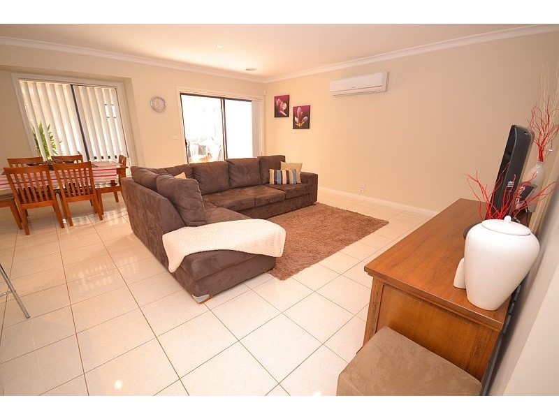 6 Chilton Close, Delacombe VIC 3356