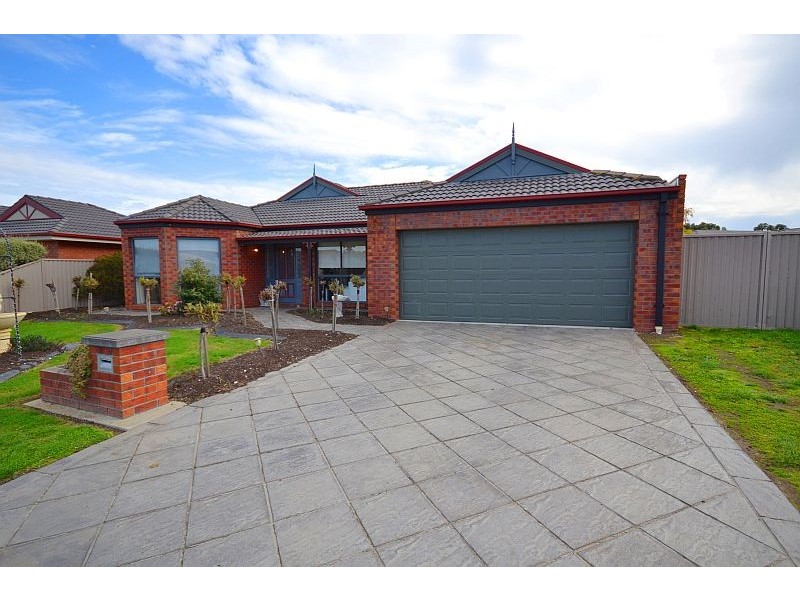 64 Wicklow Drive, Invermay Park VIC 3350