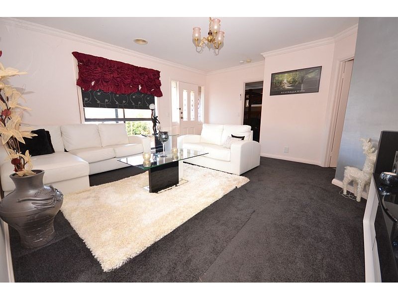 64 Wicklow Drive, Invermay Park VIC 3350