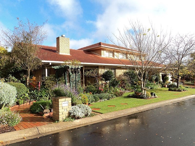 211 Simpson Street, Ballarat North VIC 3350