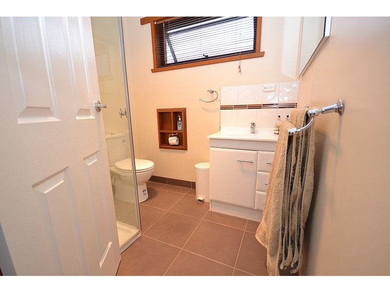 110 Church Street, Learmonth VIC 3352