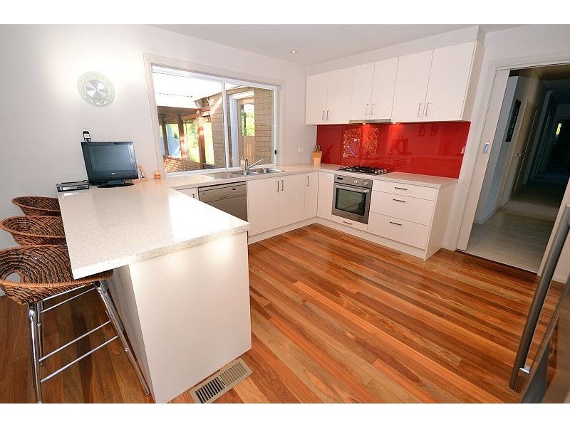 9 Hill Top Road, Brown Hill VIC 3350