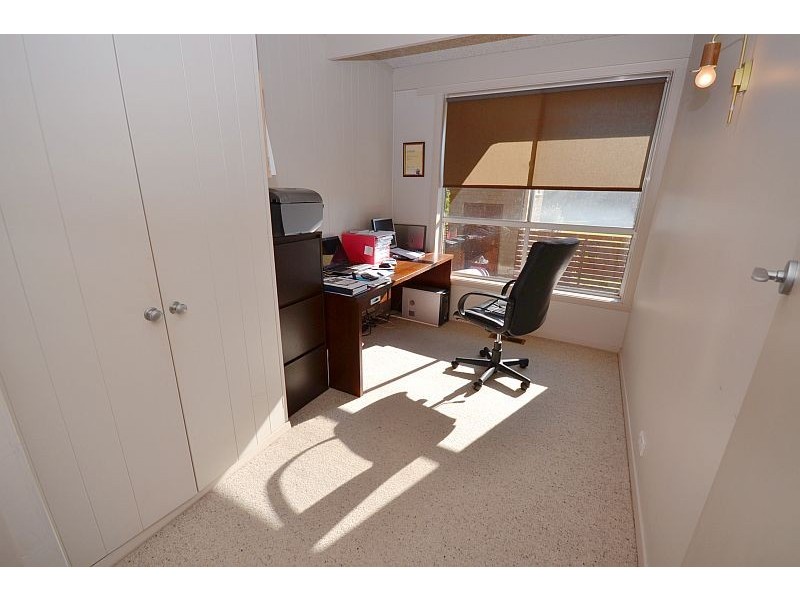 9 Hill Top Road, Brown Hill VIC 3350