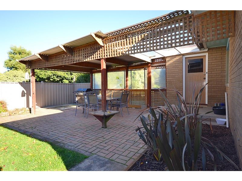 9 Hill Top Road, Brown Hill VIC 3350