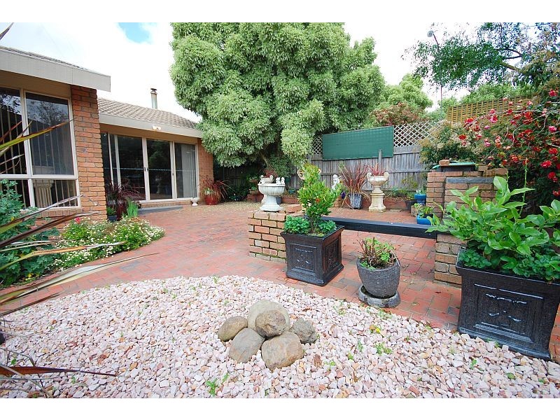 3 Canadian Gully Court, Mount Clear VIC 3350
