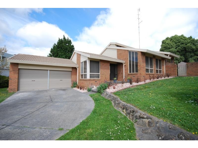 3 Canadian Gully Court, Mount Clear VIC 3350