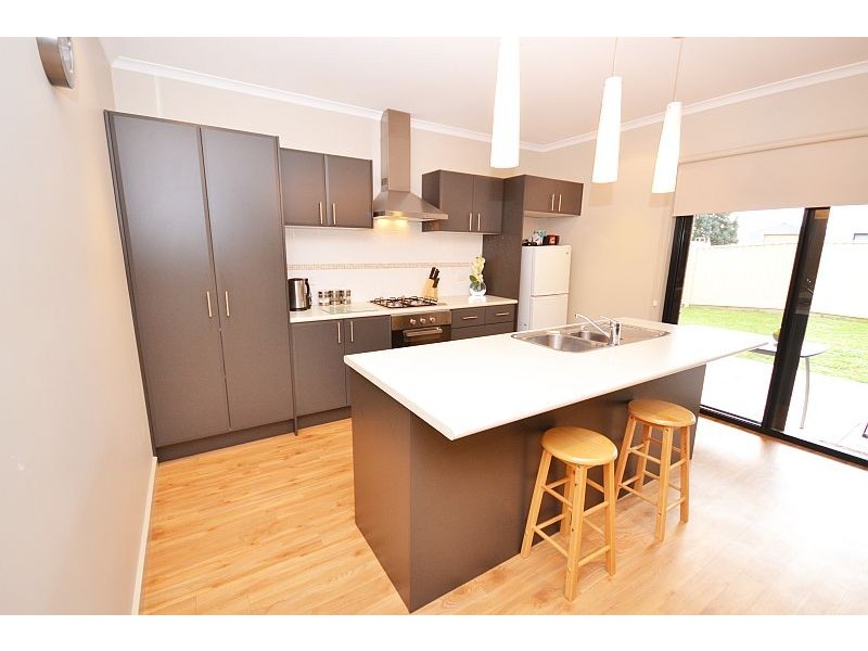 1/4a Market Street, Miners Rest VIC 3352