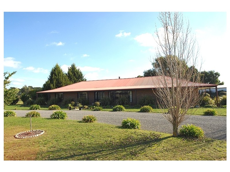 920 Smythesdale Road, Snake Valley VIC 3351