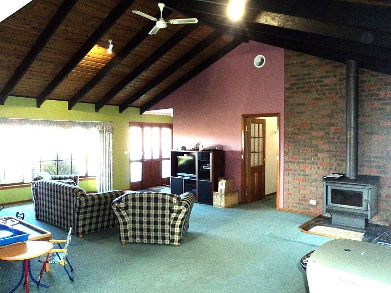 920 Smythesdale Road, Snake Valley VIC 3351