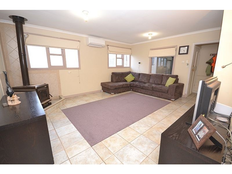 807 Gregory Street, Soldiers Hill VIC 3350