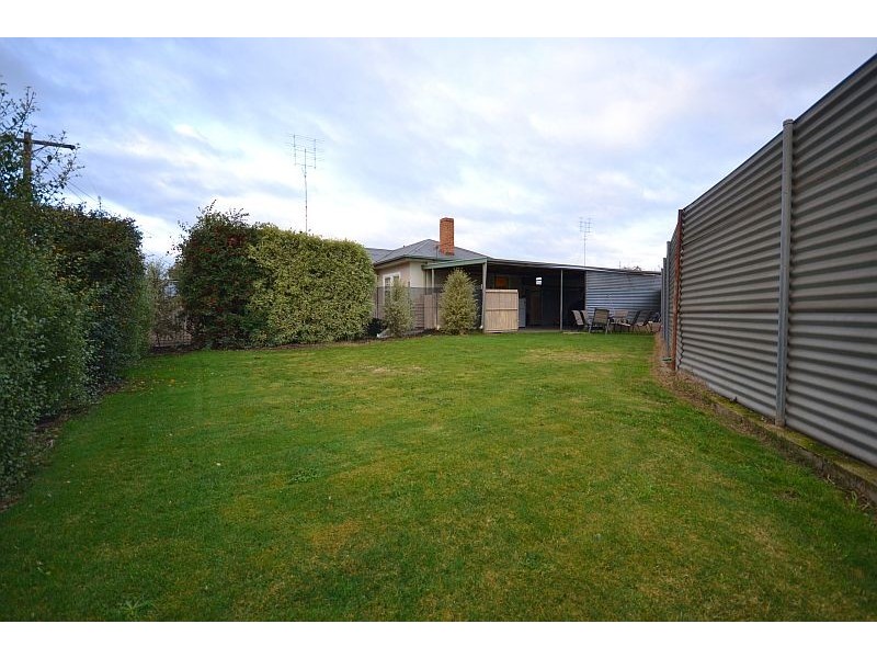807 Gregory Street, Soldiers Hill VIC 3350
