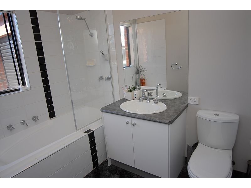 7 Sandon Place, Delacombe VIC 3356