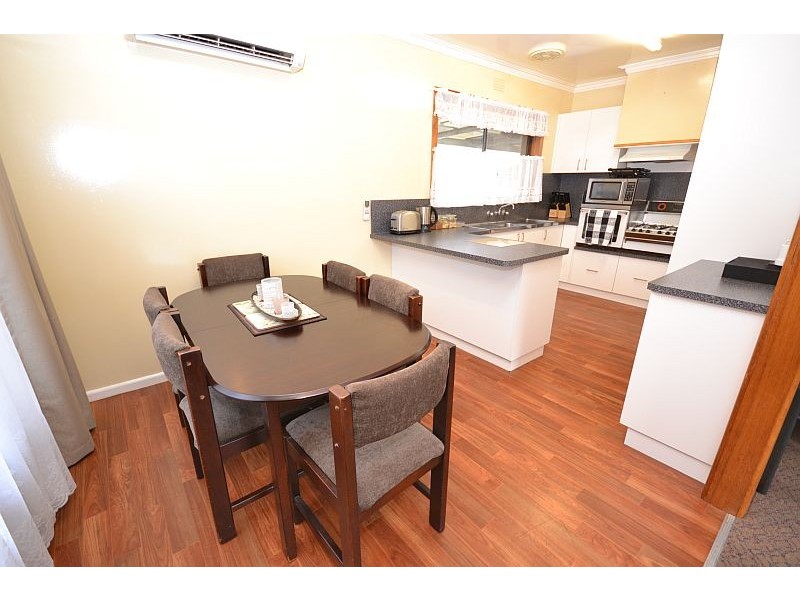 24 Lyons Street, Miners Rest VIC 3352
