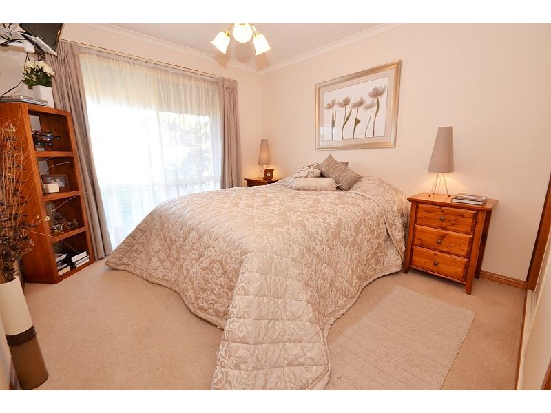 23 Douglas Close, Miners Rest VIC 3352