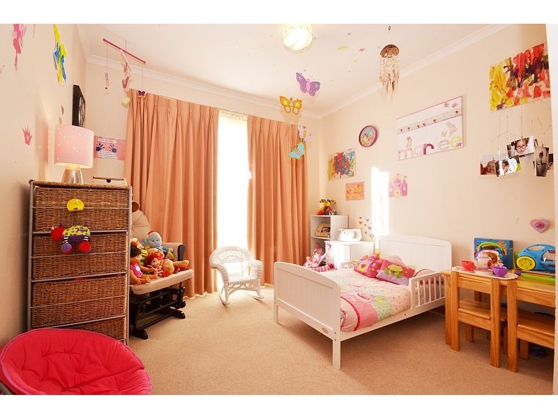 23 Douglas Close, Miners Rest VIC 3352