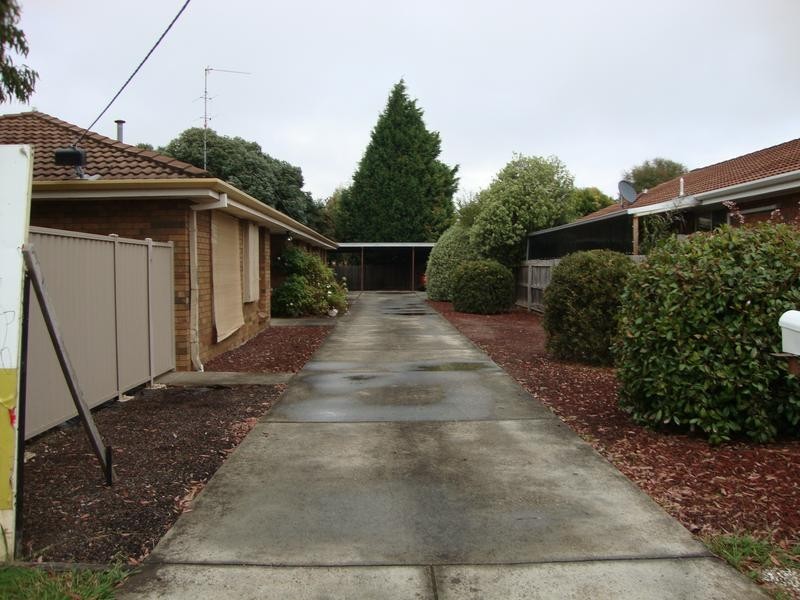 1/17 Clover Street, Wendouree VIC 3355