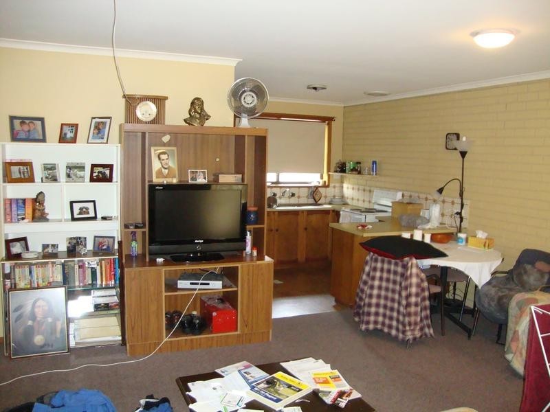 1/17 Clover Street, Wendouree VIC 3355