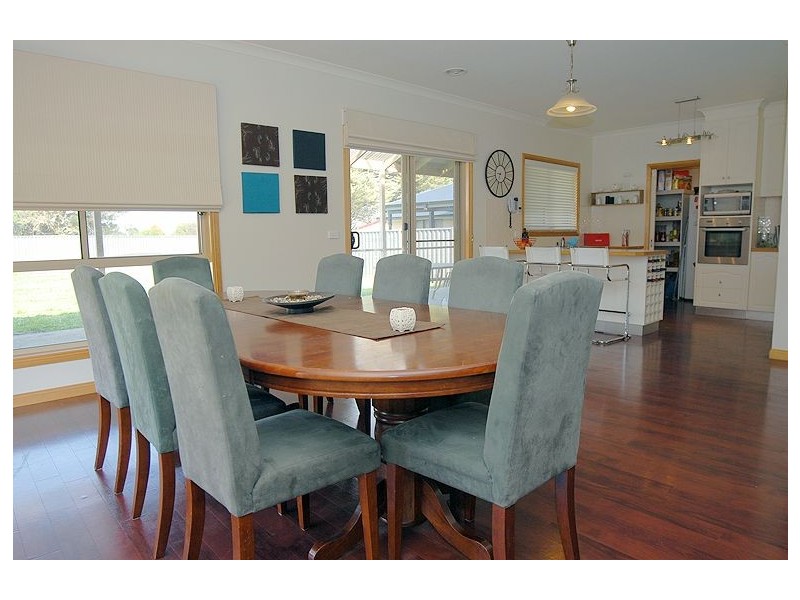 9 Chilton Close, Delacombe VIC 3356