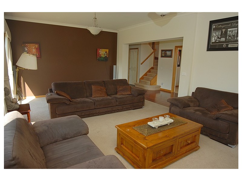 9 Chilton Close, Delacombe VIC 3356