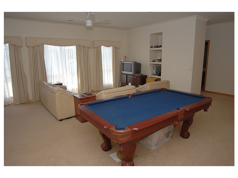 9 Chilton Close, Delacombe VIC 3356