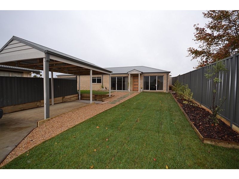 154 Mansfield Avenue, Mount Clear VIC 3350