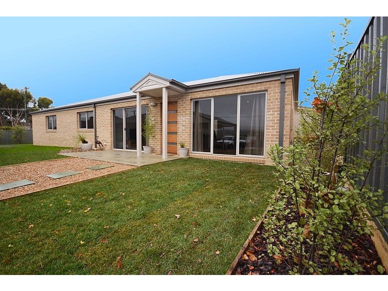 154 Mansfield Avenue, Mount Clear VIC 3350