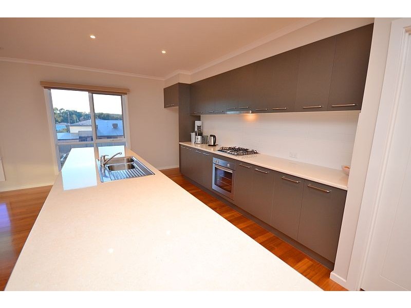 10 St Mirren Drive, Ballarat VIC 3350