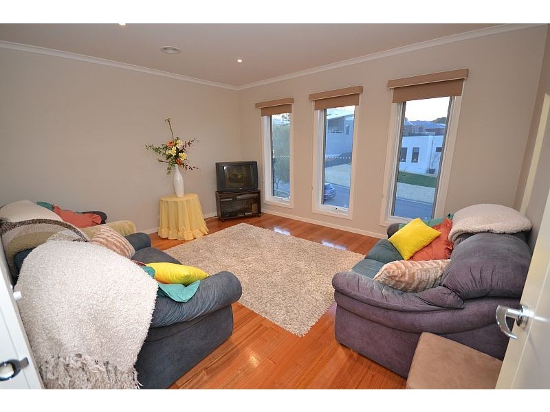 10 St Mirren Drive, Ballarat VIC 3350