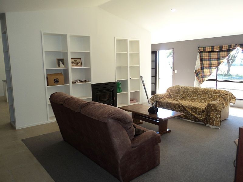 26 Clarkes Road, Enfield VIC 3352