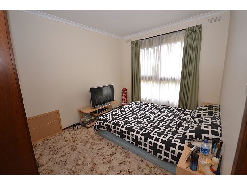 6 Sherwood Street, Wendouree VIC 3355