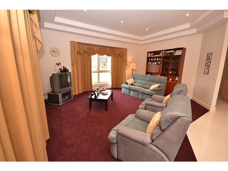 606 Lal Lal Street, Buninyong VIC 3357