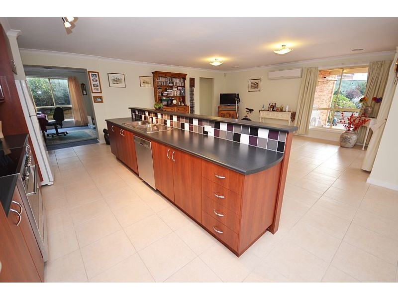 3 Clayton Park Drive, Ballarat VIC 3350