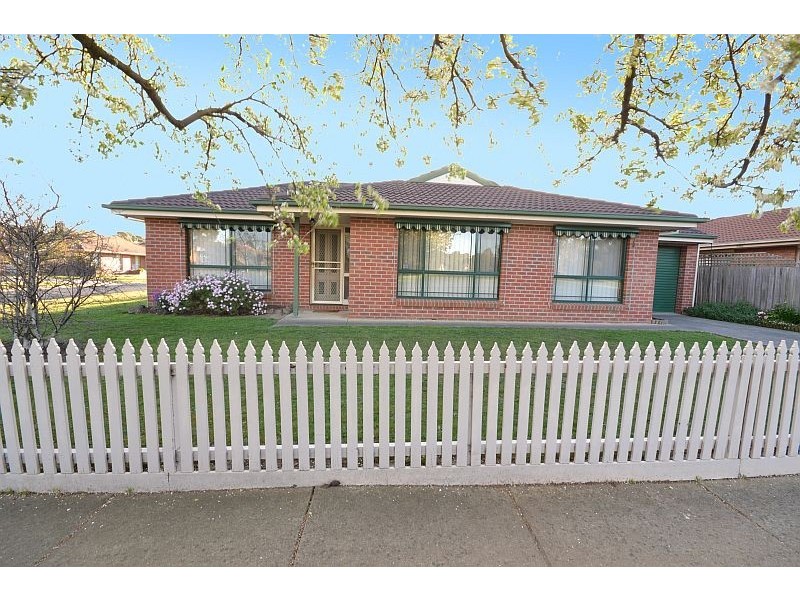 Unit 1/36 Learmonth Street, Alfredton VIC 3350