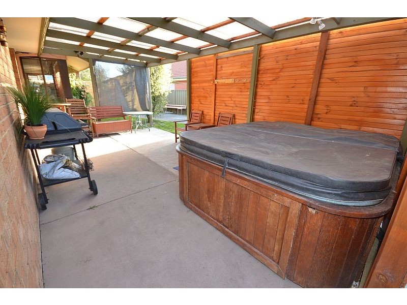 43 Shari Drive, Delacombe VIC 3356