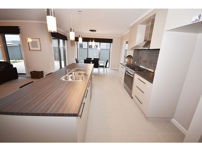 120 Wiltshire Lane, Delacombe VIC 3356