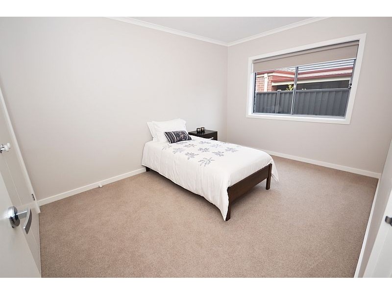 120 Wiltshire Lane, Delacombe VIC 3356